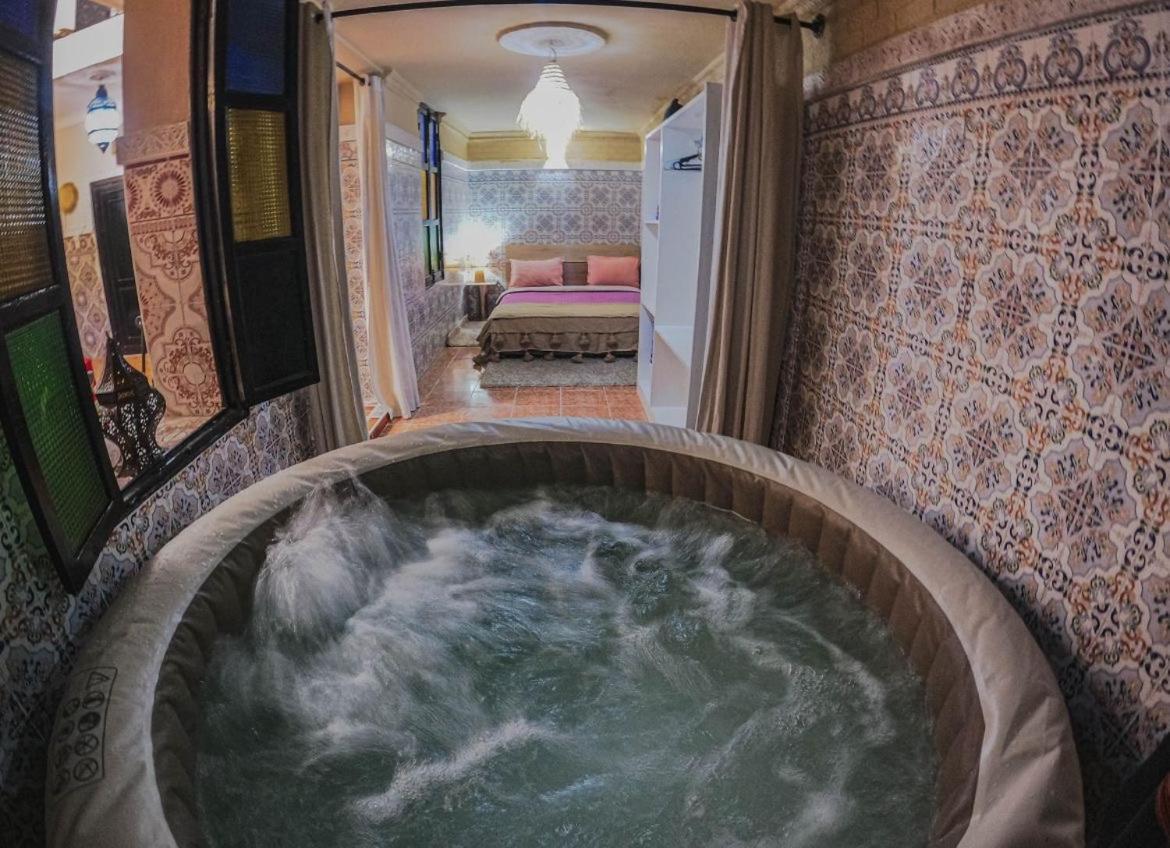 Riad Msholidays Jacuzzi Privatise Marrakech マラケシュ エクステリア 写真
