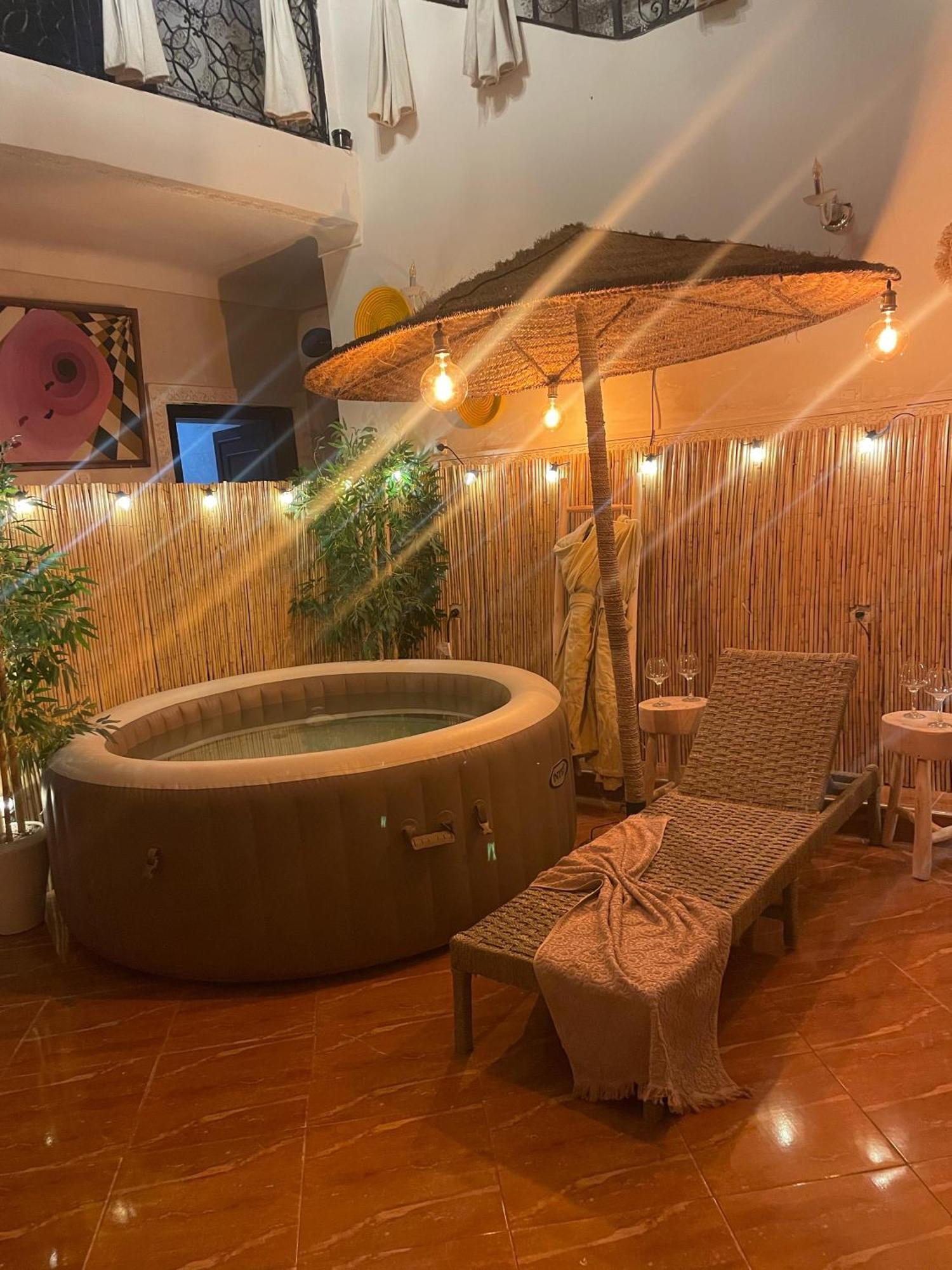 Riad Msholidays Jacuzzi Privatise Marrakech マラケシュ エクステリア 写真
